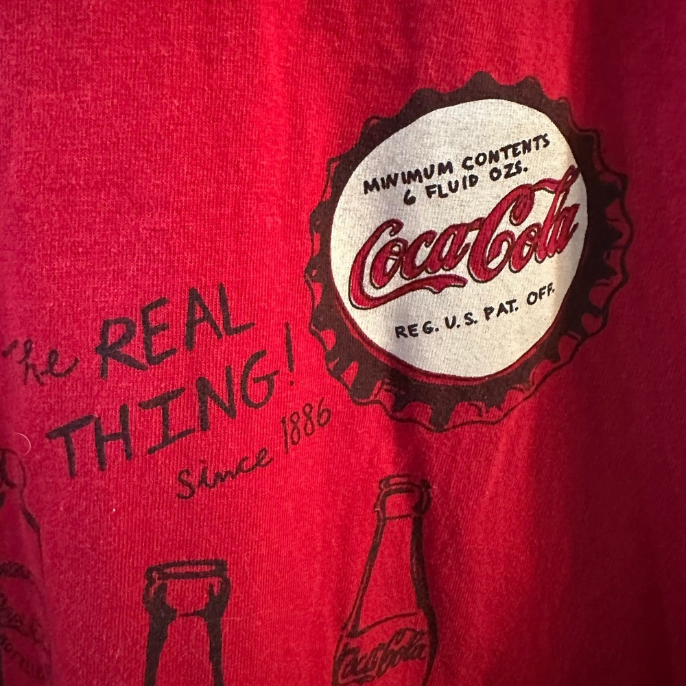 CocaCola Retro Style Unisex Red Tee The Real Thing Nostalgic Size Large - Picture 2 of 4